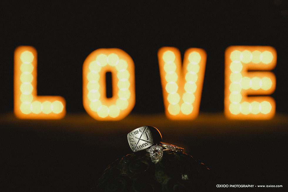 Axioo: That Sunshiny Retro Vibe